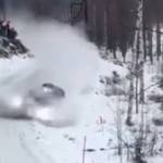 La Ford Fiesta WRC dans un mur de neige