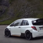 Toyota Yaris WRC en glisse dans une épingle