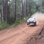Volkswagen Polo R WRC les 4 roues en l'air