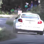Renault Mégane Maxi dans le bosselé