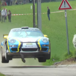 Porsche 997 GT3 les 4 roues en l'air