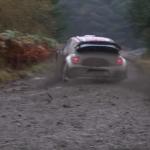 Citroën DS3 WRC en glisse sur la boue