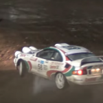 Toyota Celica en glisse dans la boue