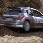 Peugeot 207 S2000 qui sort un peu large