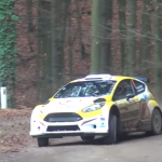 Ford Fiesta R5 en glisse