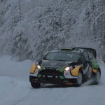 La Ford Fiesta WRC en glisse sur la neige
