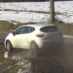 Renault Clio 4 R3T dans une grosse corde