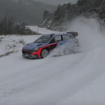 La Hyundai I20 WRC en glisse sur la neige