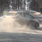 La Peugeot 208 R2 en glisse sur la neige