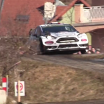 Bryan Bouffier en glisse dans une épingle