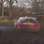 Citroën DS3 R5 dans un champs de boue