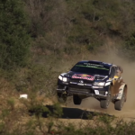 La volkswagen Polo R WRC les 4 roues en l'air !