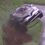 Une Renault Clio 4 en plein crash