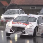 Peugeot 208 T16 en glisse et à la limite
