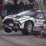 Citroën DS3 R5 dans les barrières