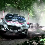 Une Peugeot 208 T16 à l'attaque