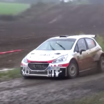 Peugeot 208 T16 lors du rallye