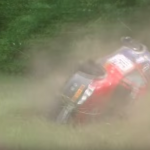 La Peugeot 106 pendant le crash