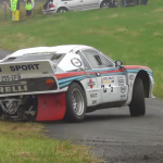 Une Lancia 037 en pleine glisse