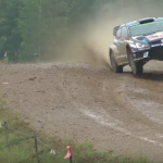 Une Volkswagen Polo R WRC dans une corde rapide