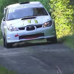 Une Subaru Impreza lors du rallye de Saintonge