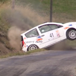 Une Citroën C2 R2 en plein crash
