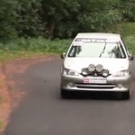 Une Peugeot 106 à l'attaque