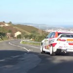 Une Mitsubishi Lancer en glisse