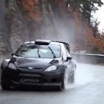 La Ford Fiesta WRC sous la pluie