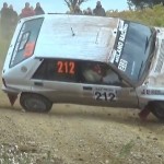 Une Lancia Delta Integrale en plein tonneaux