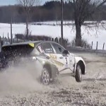 Une Subaru Impreza en glisse