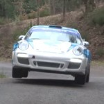 La Porsche 997 GT3 avec les roues en l'air